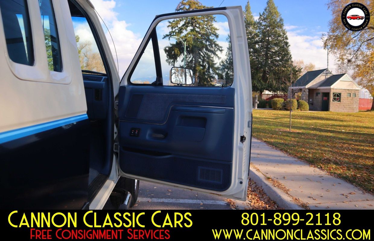 Ford-F-250-1988-Extended-Cab-Pickup-33