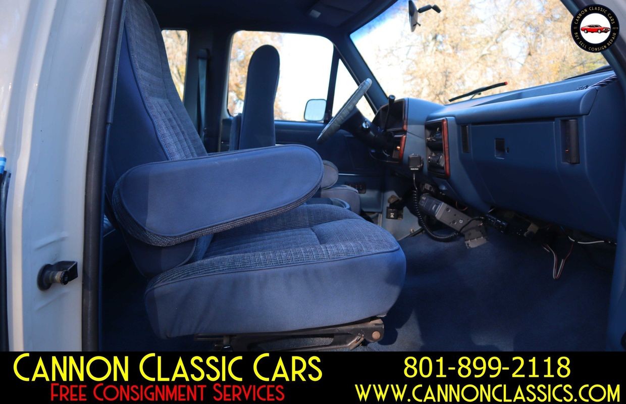 Ford-F-250-1988-Extended-Cab-Pickup-34