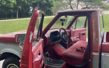 Ford-F-250-1988-Standard-Cab-Pickup-1