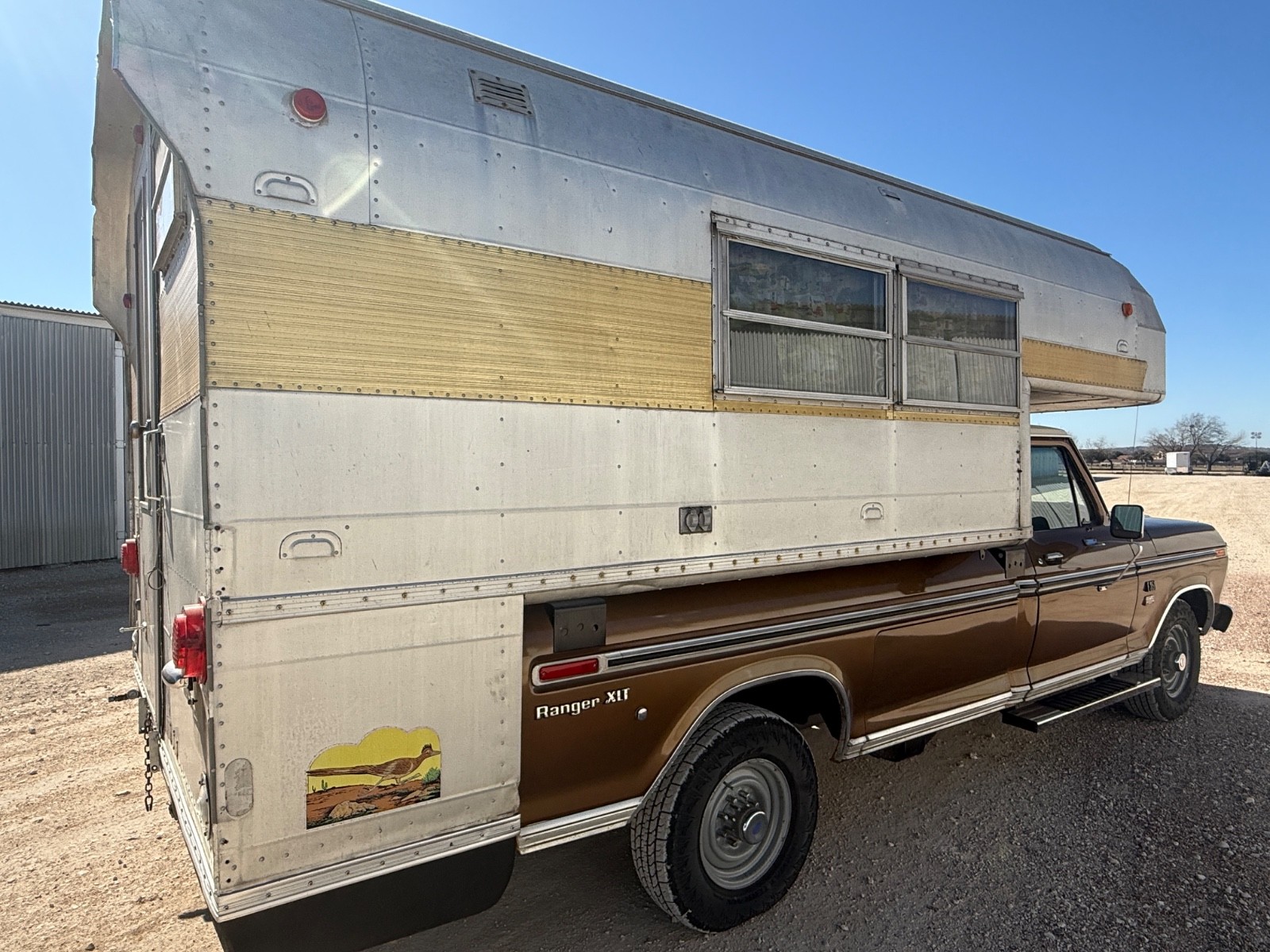 Ford F-350 1973 Standard Cab Pickup