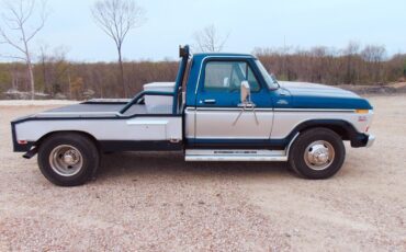 Ford-F-350-1979-Pickup-Truck-1