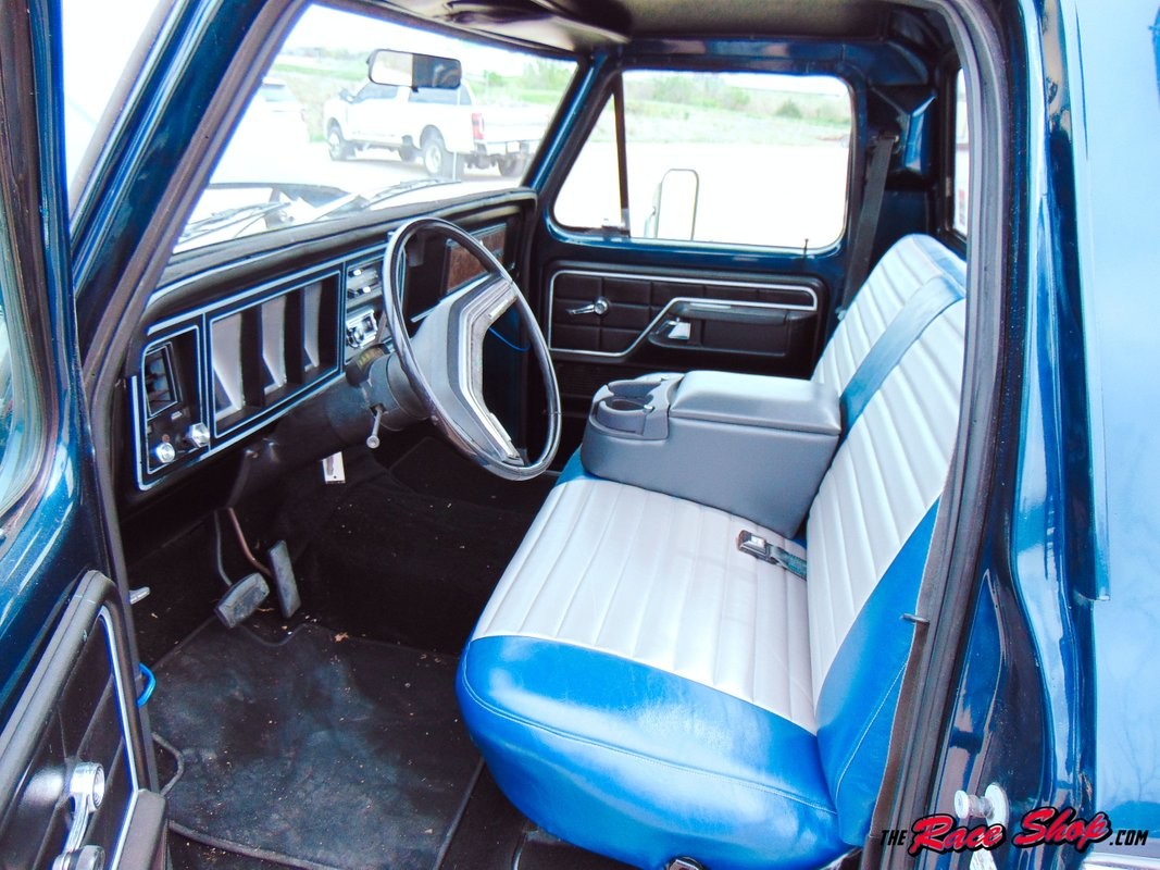Ford-F-350-1979-Pickup-Truck-14