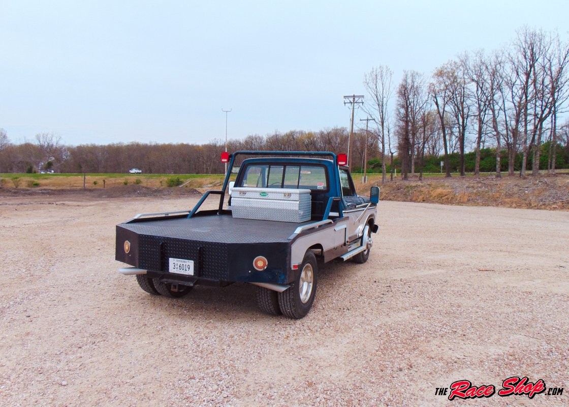 Ford-F-350-1979-Pickup-Truck-3