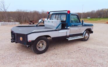 Ford-F-350-1979-Pickup-Truck-4