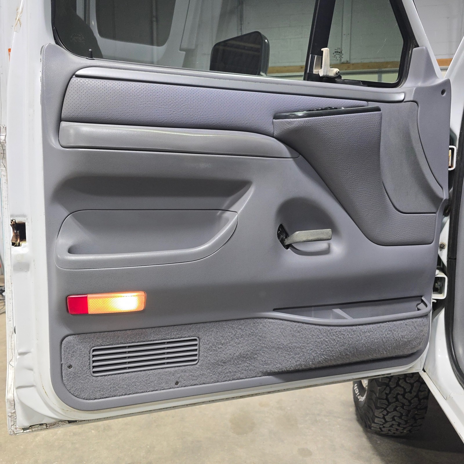 Ford-F-350-1994-Crew-Cab-Pickup-17