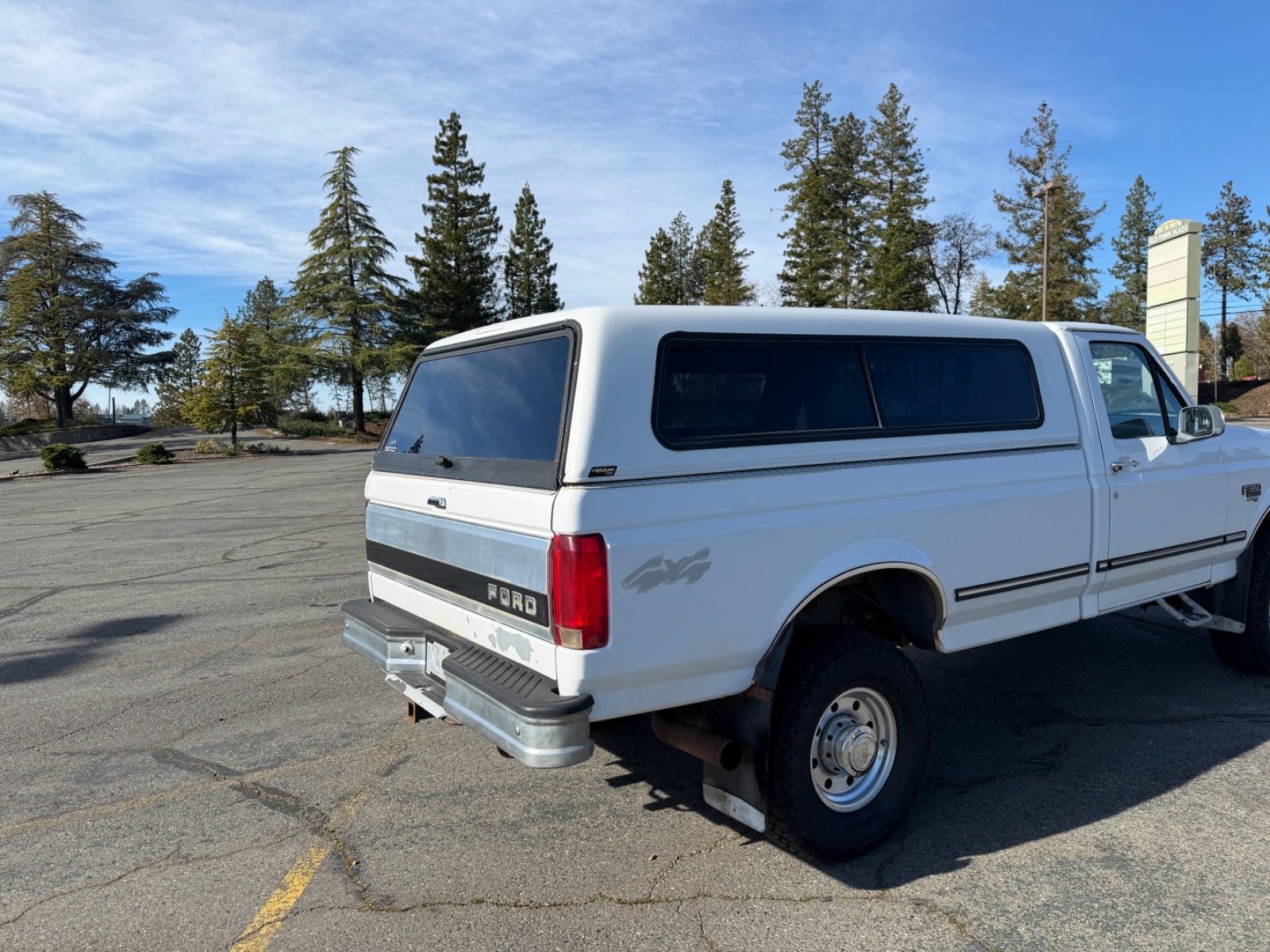 Ford-F-350-1996-Standard-Cab-Pickup-4