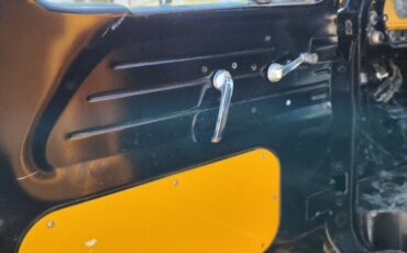 Ford-F-550-1966-Commercial-Vehicle-12