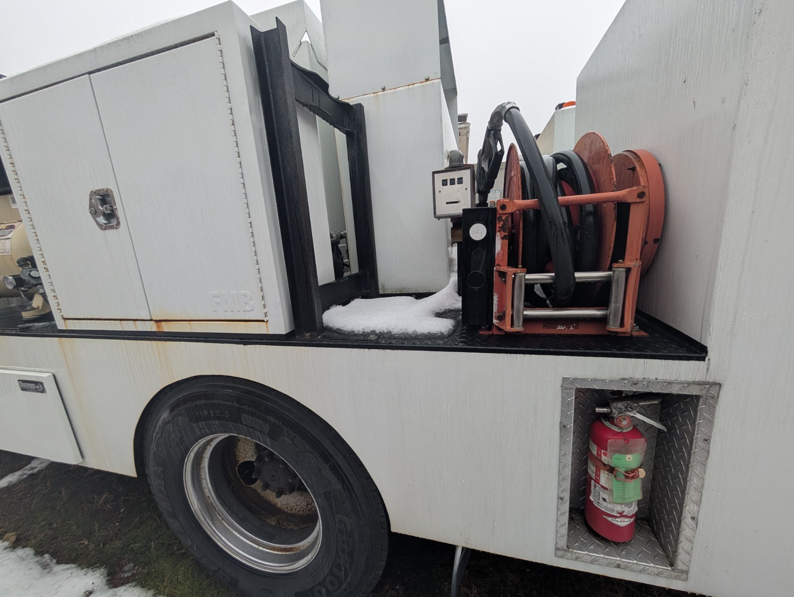 Ford-F-800-1996-Straight-Truck-Medium-Conventional-1