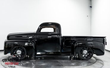 Ford-F1-1949-Pickup-Truck-11