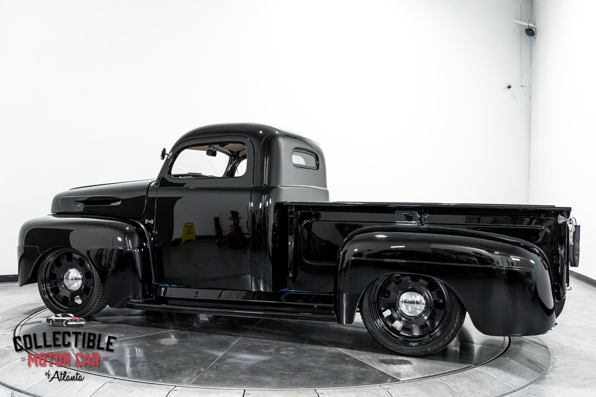 Ford-F1-1949-Pickup-Truck-12