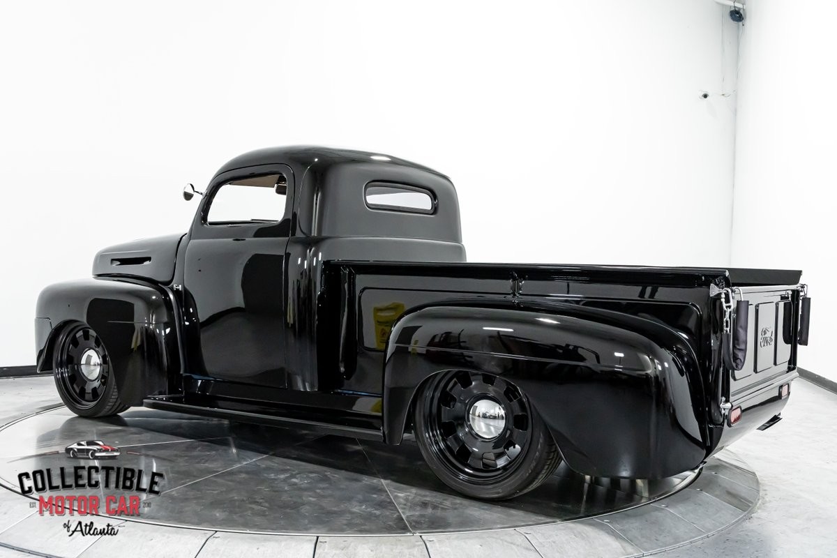 Ford-F1-1949-Pickup-Truck-13