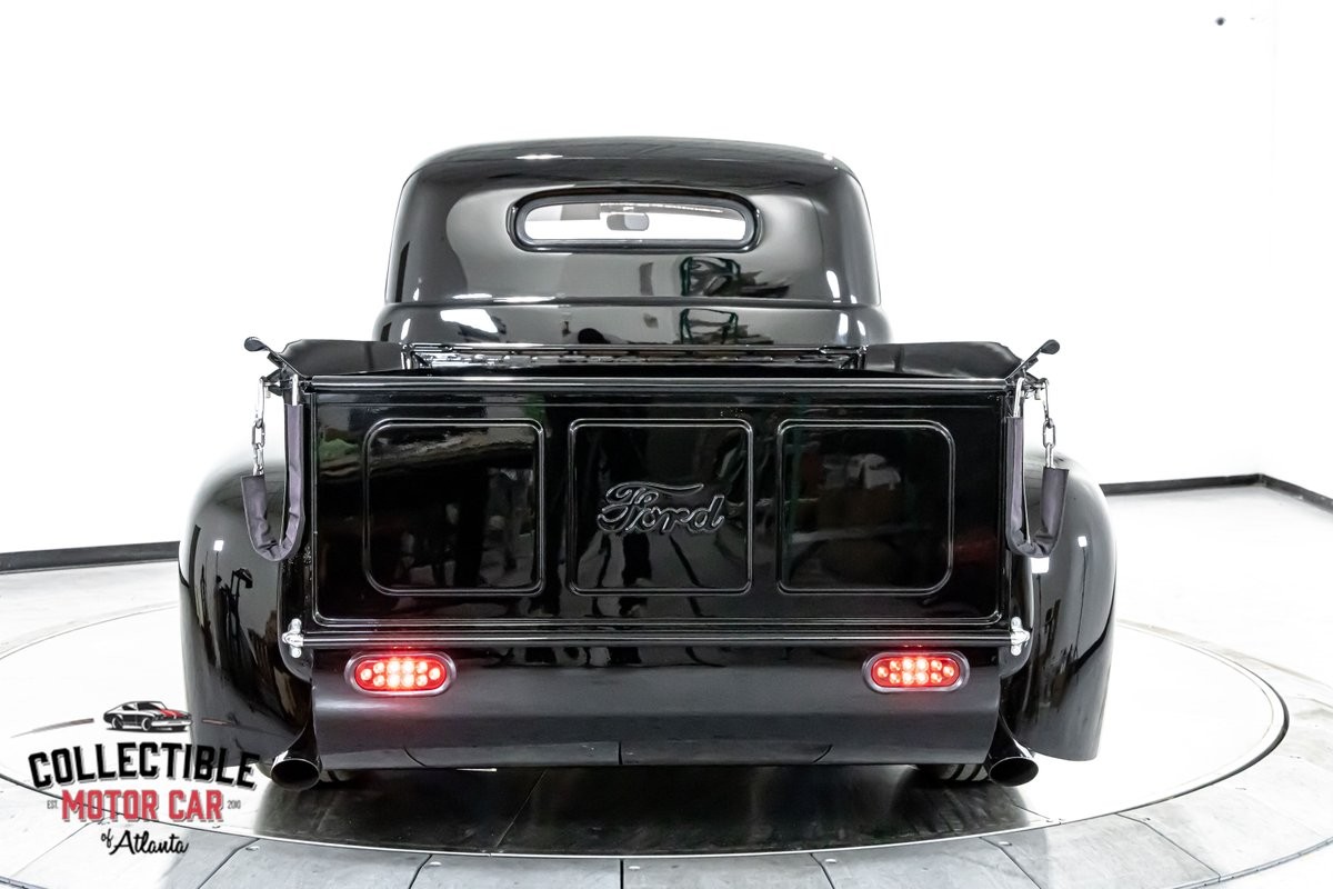 Ford-F1-1949-Pickup-Truck-28