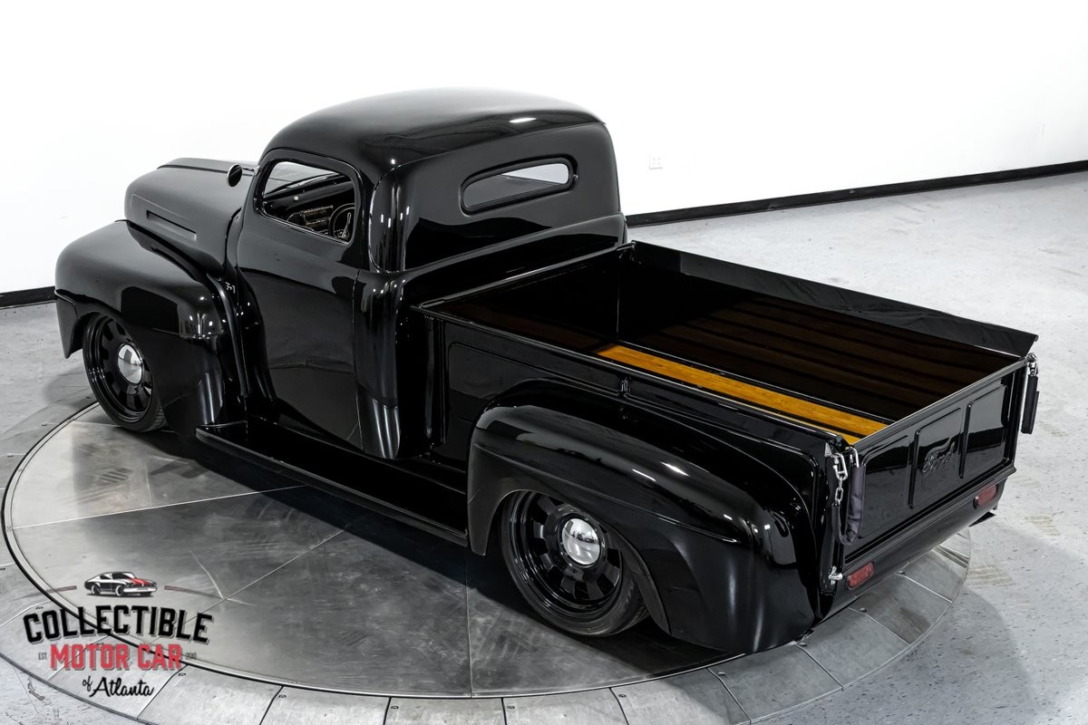 Ford-F1-1949-Pickup-Truck-30