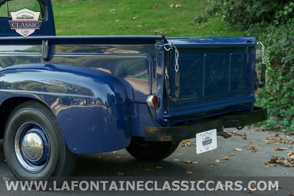 Ford-F1-1952-Pickup-10