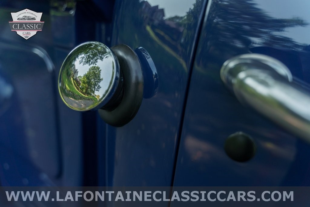 Ford-F1-1952-Pickup-36