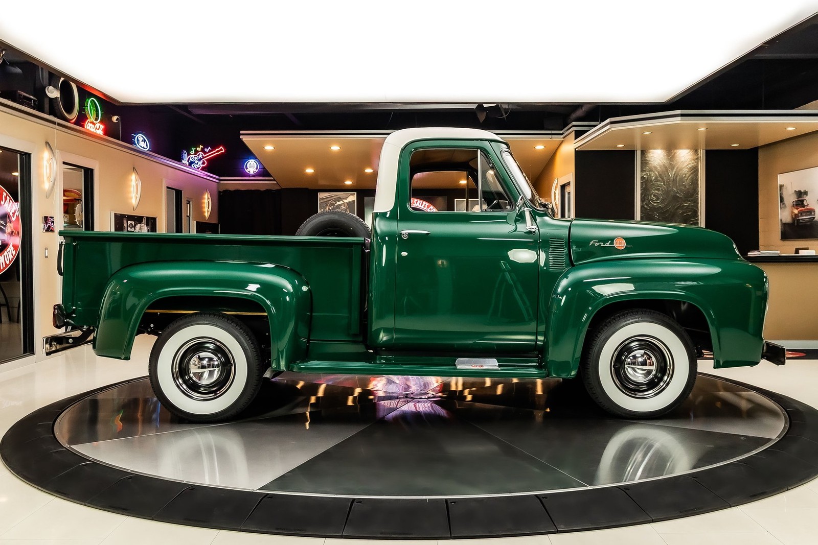 Ford-F100-1953-Pickup-Truck-11