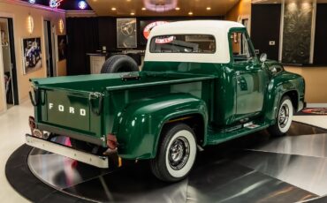 Ford-F100-1953-Pickup-Truck-13