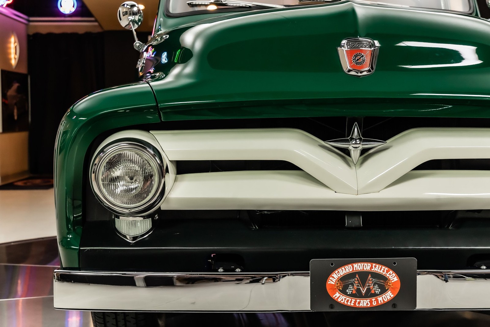 Ford-F100-1953-Pickup-Truck-20