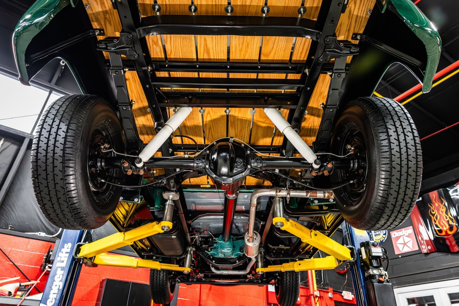 Ford-F100-1953-Pickup-Truck-4