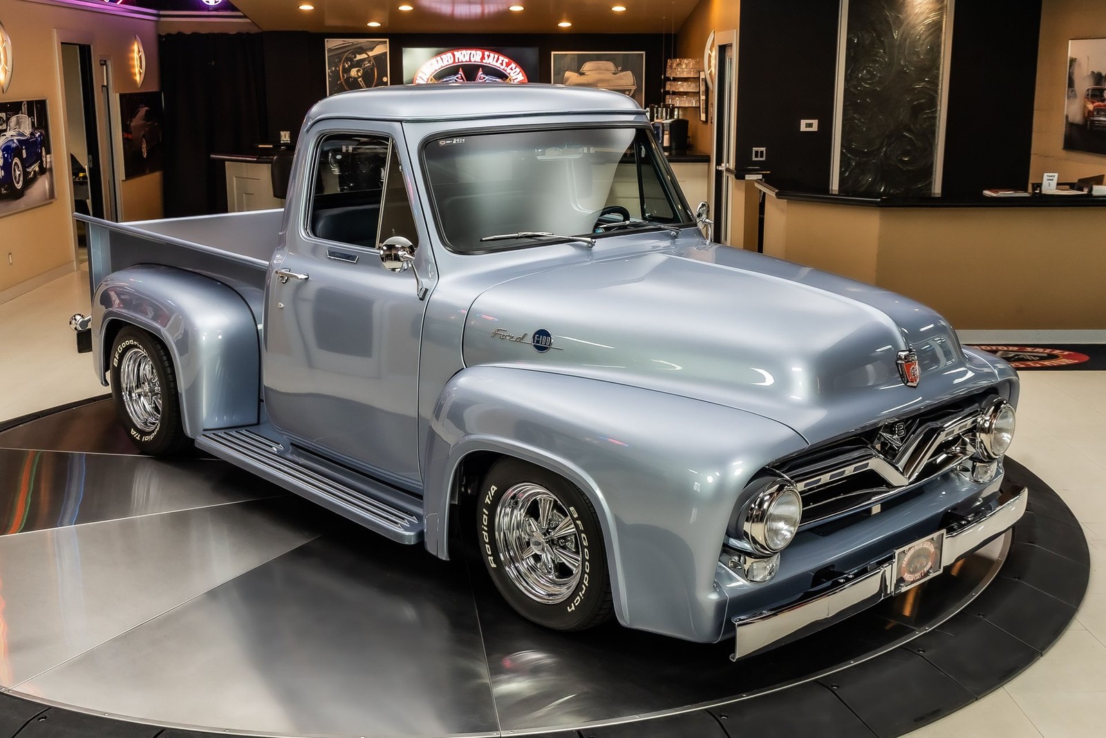 Ford-F100-1955-Pickup-Truck-10