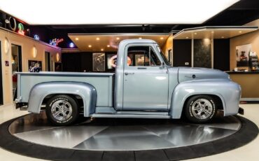 Ford-F100-1955-Pickup-Truck-11