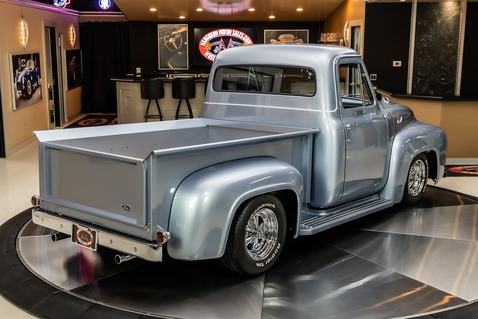 Ford-F100-1955-Pickup-Truck-13