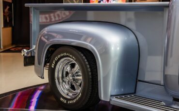 Ford-F100-1955-Pickup-Truck-23