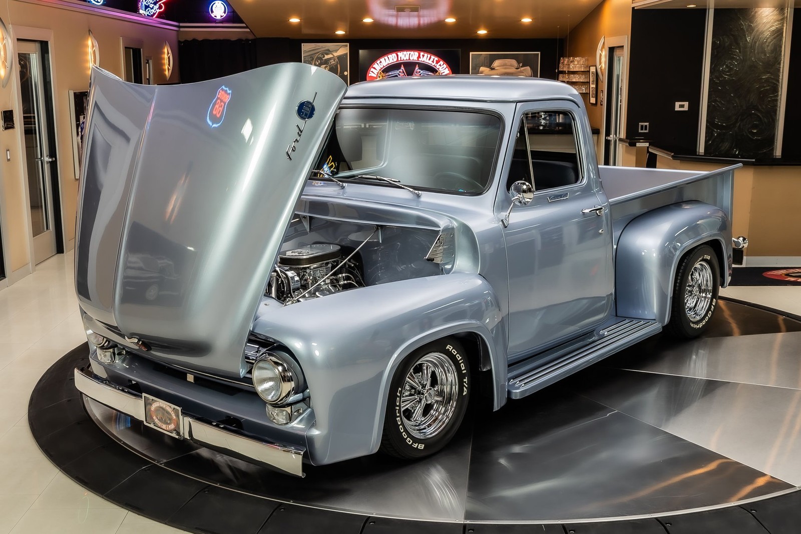Ford-F100-1955-Pickup-Truck-6