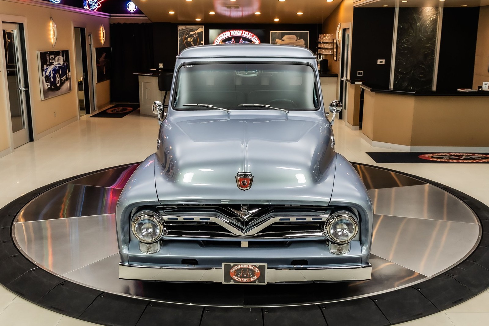 Ford-F100-1955-Pickup-Truck-8