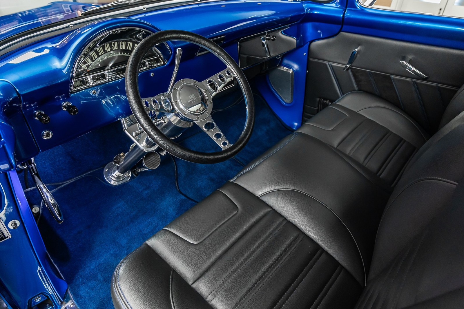 Ford-F100-1956-Pickup-Truck-2