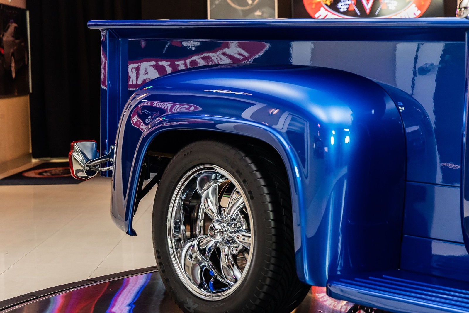 Ford-F100-1956-Pickup-Truck-23