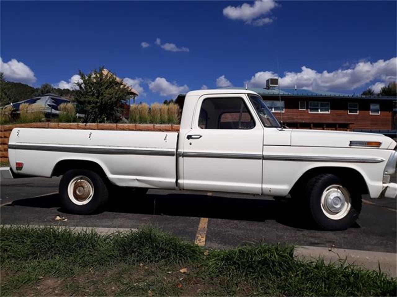 Ford-F100-1969-White-Blue-5