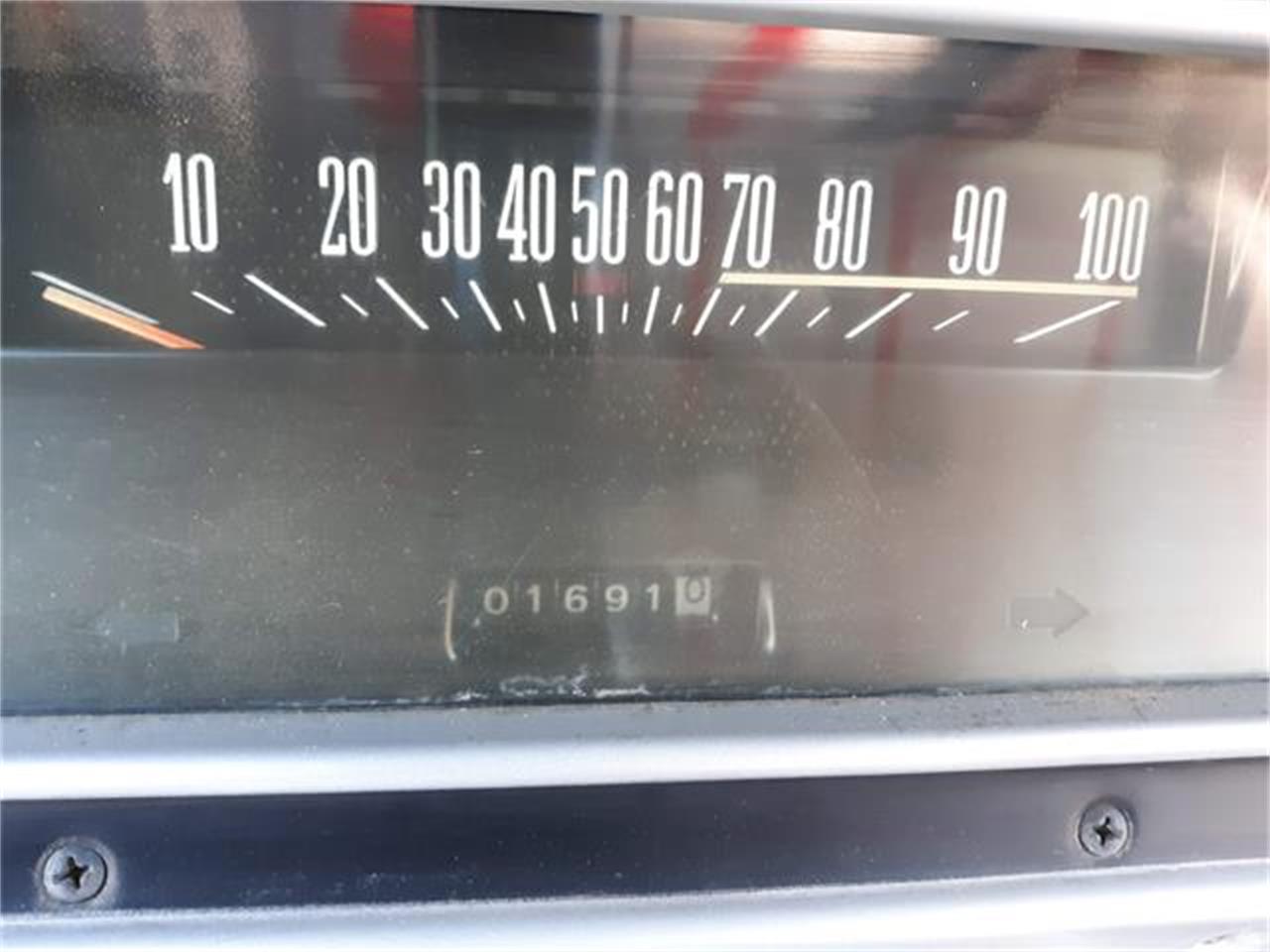 Ford-F100-1969-White-Blue-9