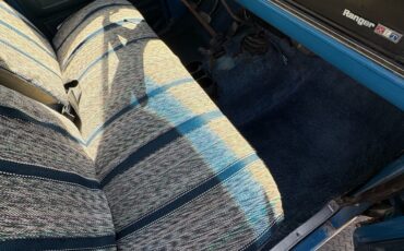 Ford-F250-1975-Extended-Cab-Pickup-19