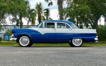 Ford-Fairlane-1955-Sedan-10