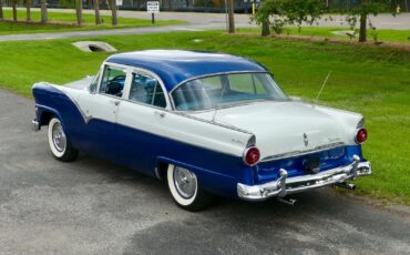 Ford-Fairlane-1955-Sedan-12