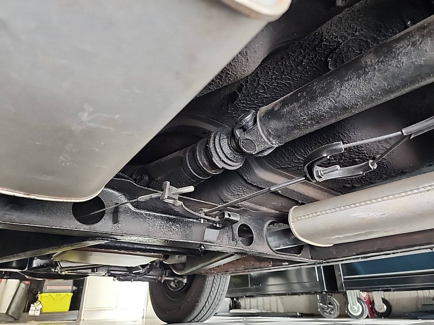 Ford-Fairlane-1955-Sedan-14