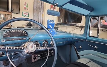 Ford-Fairlane-1955-Sedan-2