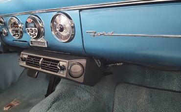 Ford-Fairlane-1955-Sedan-21