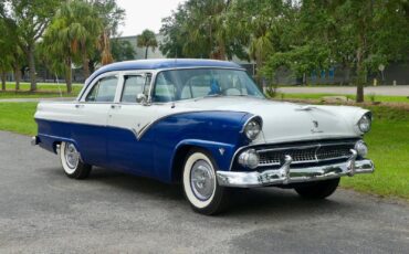 Ford-Fairlane-1955-Sedan-22