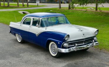 Ford-Fairlane-1955-Sedan-23