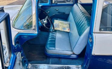 Ford-Fairlane-1955-Sedan-3