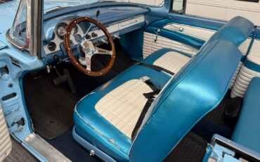 Ford-Fairlane-1956-17