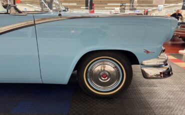 Ford-Fairlane-1956-28