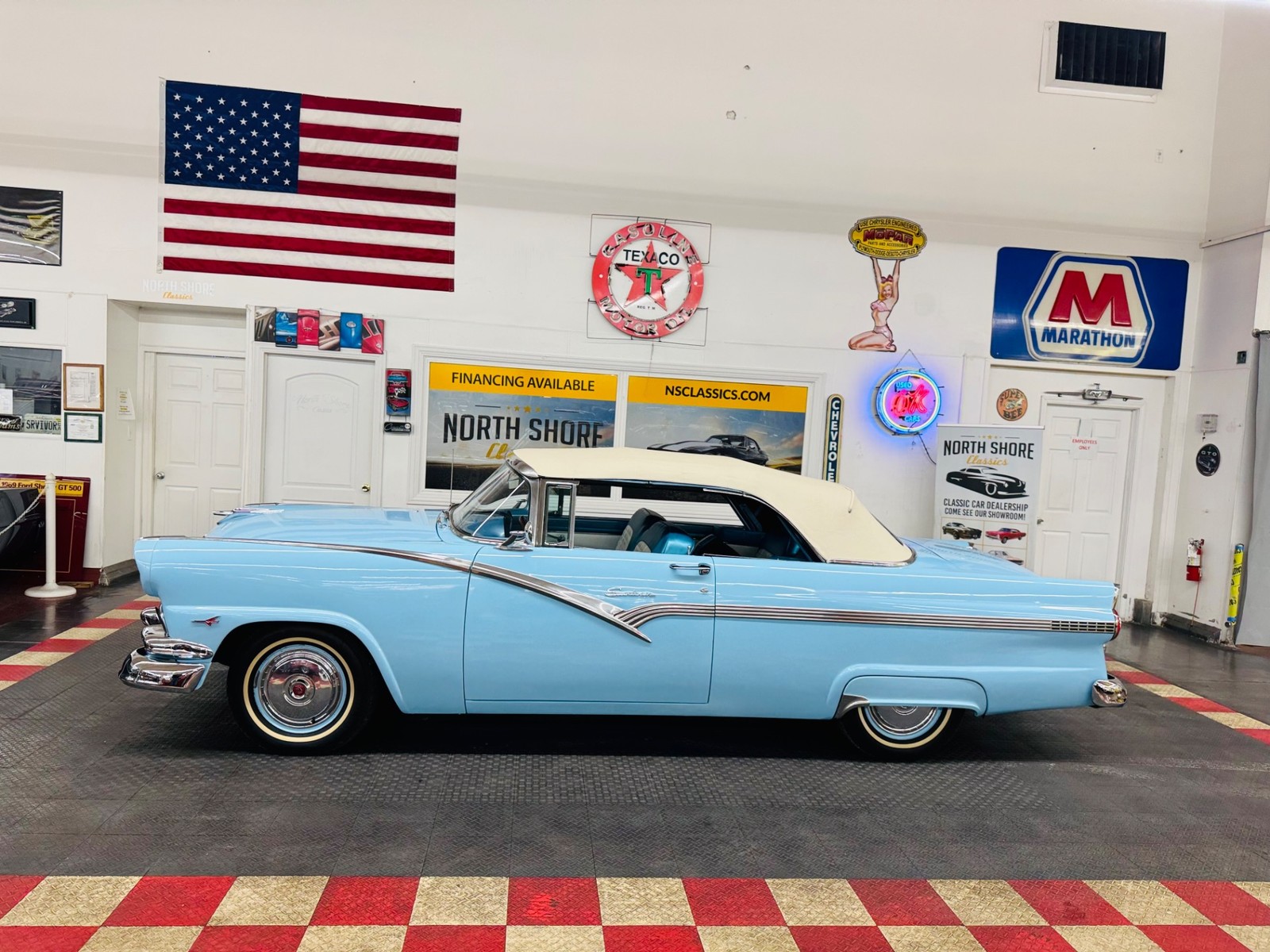 Ford-Fairlane-1956-8