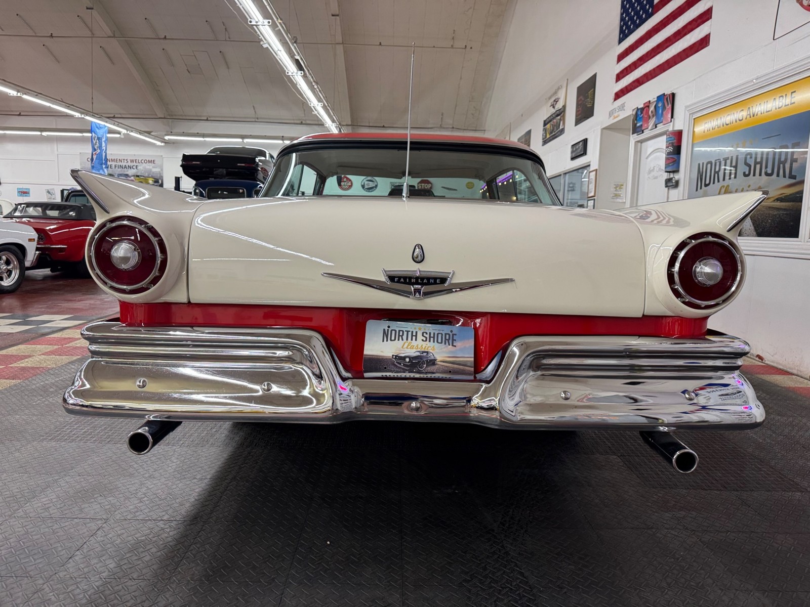 Ford-Fairlane-1957-15