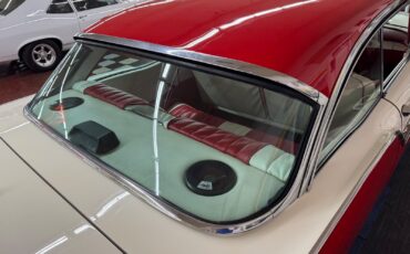 Ford-Fairlane-1957-2-Door-18