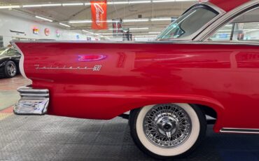 Ford-Fairlane-1957-2-Door-29