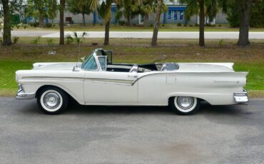 Ford-Fairlane-1957-Convertible-10