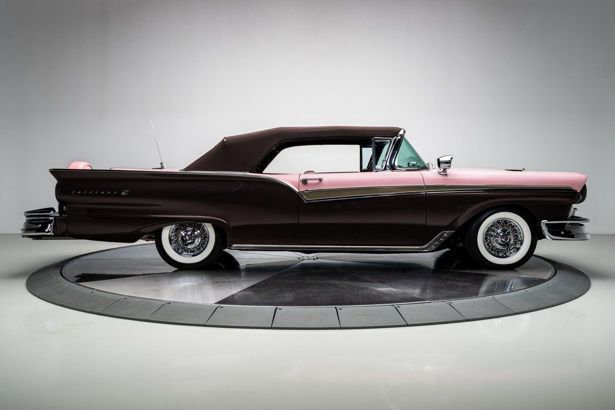 Ford-Fairlane-1957-Convertible-23